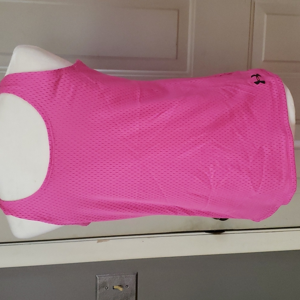 NWOT! Under Armour racer back tank, size yxl